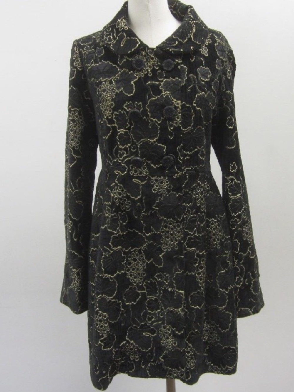 Kimchi Blue Urban Outfitters Black/Gold Velvet Brocade Vest Box Pleat Coat~ Sz L
